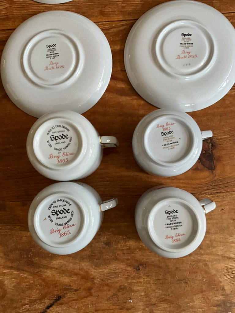 Spode Copeland England Red Trade Winds Cup & Saucer Demitasse Set of 4